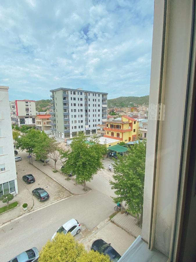 Chloe Apartament เบราท ภายนอก รูปภาพ