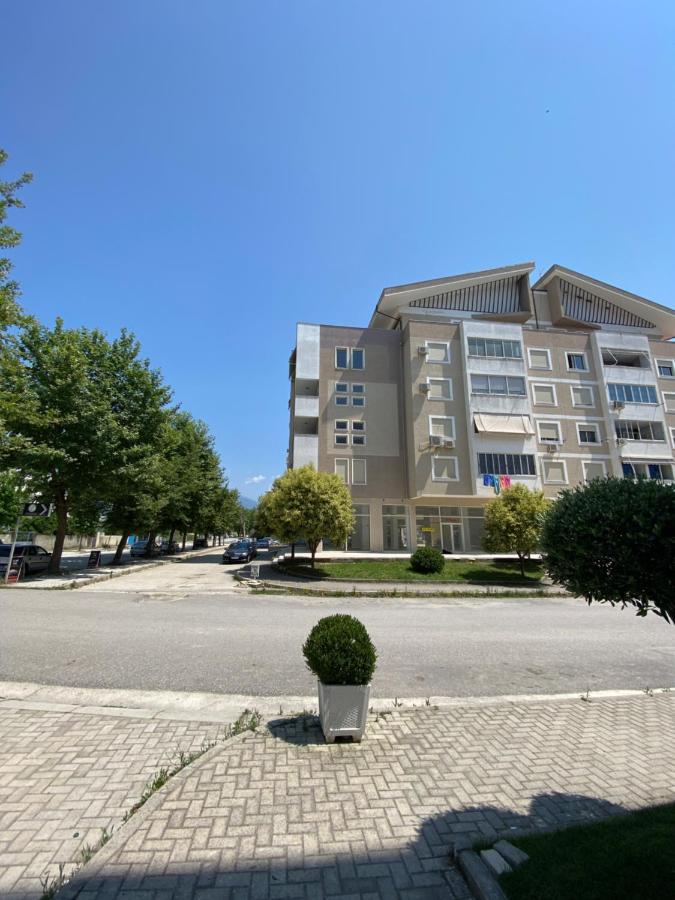Chloe Apartament เบราท ภายนอก รูปภาพ